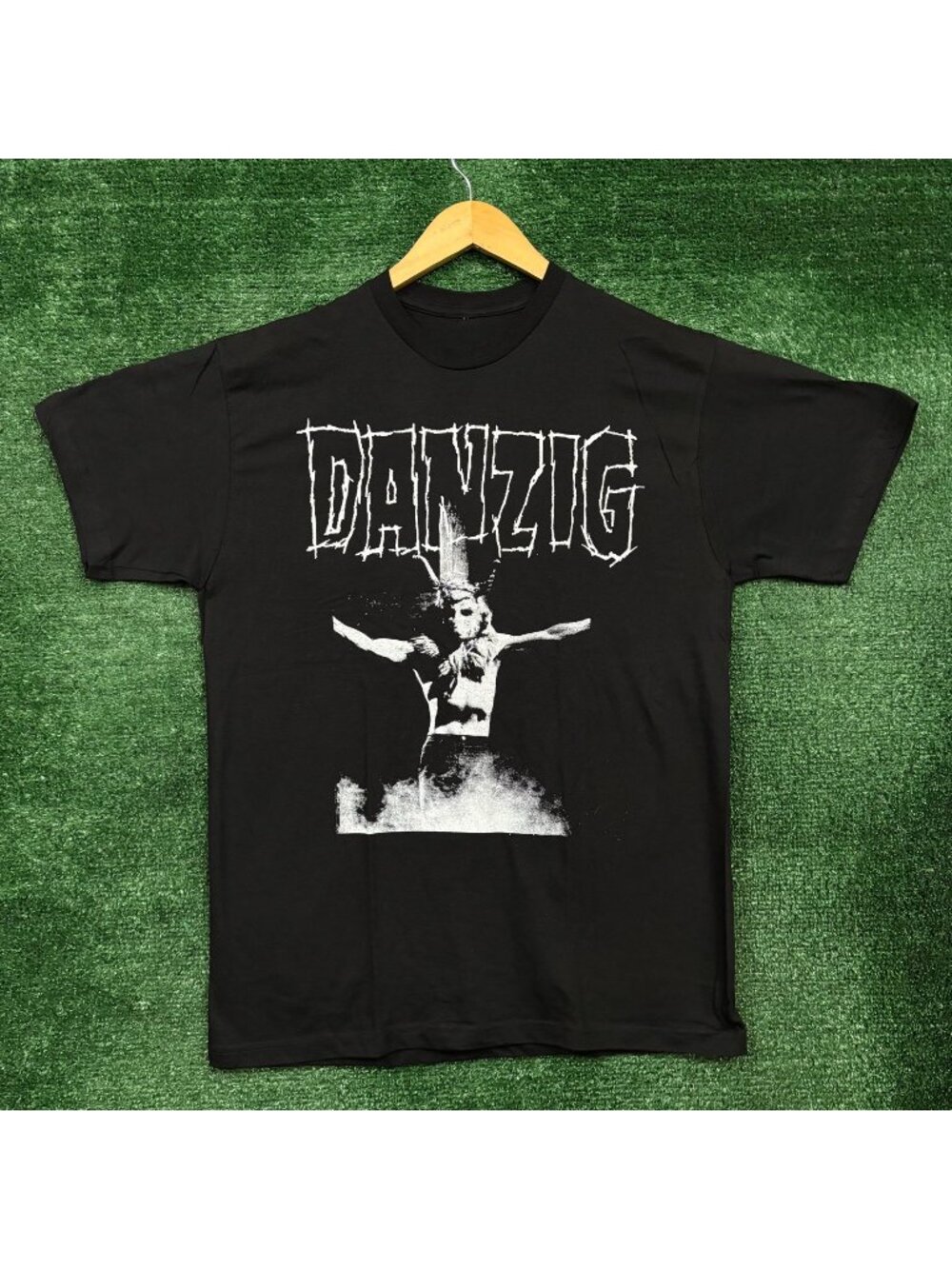 Danzig Skullman on Cross Heavy Metal Band T-Shirt Size Large